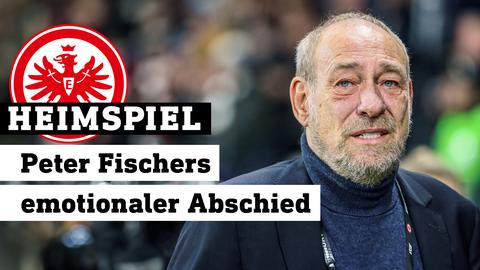 Eintracht-Präsident Peter Fischer wird verabschiedet und schaut andächtig auf den Videowürfel.